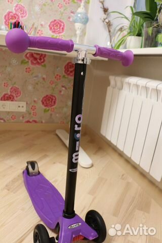 Самокат Maxi Micro из Австрии с ручкой-гудок Самокат Maxi Micro из Австрии с ручкой-гудок