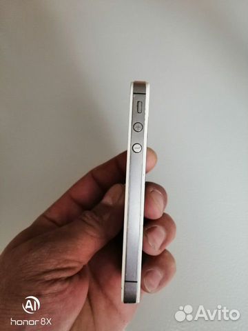 Телефон iPhone 4 Телефон iPhone 4