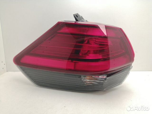 Фонарь задний левый Nissan X-Trail T-32 2017-2020 Фонарь задний левый Nissan X-Trail T-32 2017-2020