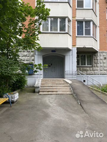 3-к квартира, 70 м², 1/14 эт.