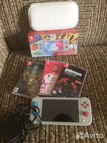 Nintendo switch lite лимитка. 3 игры+чехол состоян Nintendo switch lite лимитка. 3 игры+чехол состоян