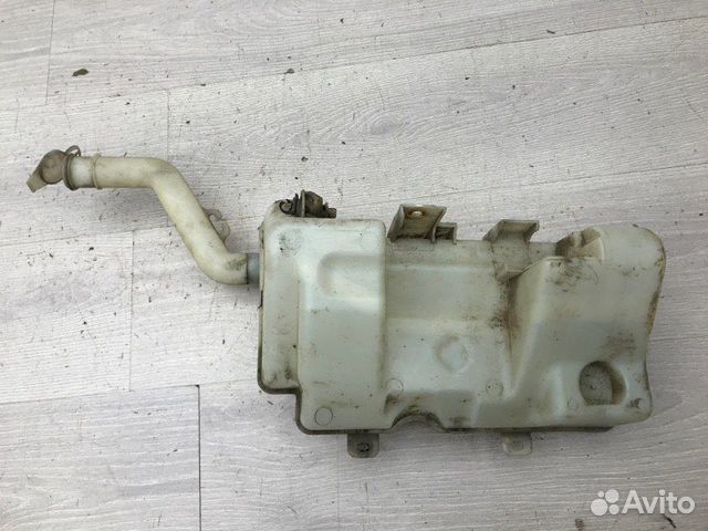 Бачок омывателя Mitsubishi Colt Z34A 4A90 2008 Бачок омывателя Mitsubishi Colt Z34A 4A90 2008