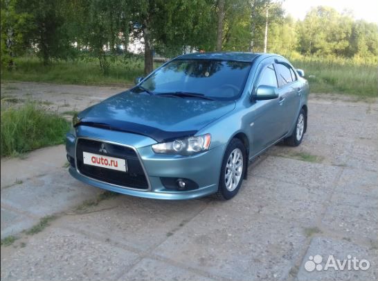 Mitsubishi Lancer 10 бампер передний серо-зеленый