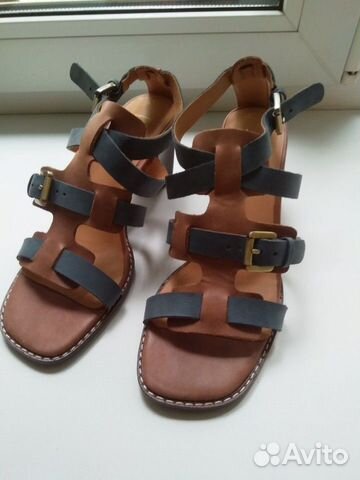 Новые кожаные босоножки Новые кожаные босоножки