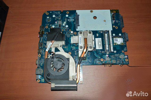 Packard Bell LJ75- i5, Radeon 5650, исправный на з Packard Bell LJ75- i5, Radeon 5650, исправный на з