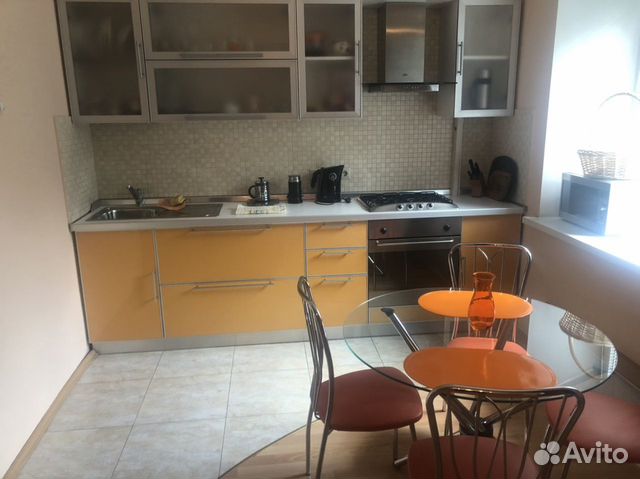 2-к квартира, 70 м², 2/9 эт.