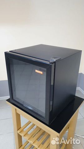 Барный холодильник hicold XW-55