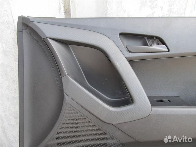Обшивка двери передней правой Hyundai Creta c 20 Обшивка двери передней правой Hyundai Creta c 20
