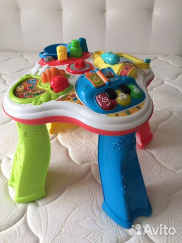 Развивающий стол Chicco