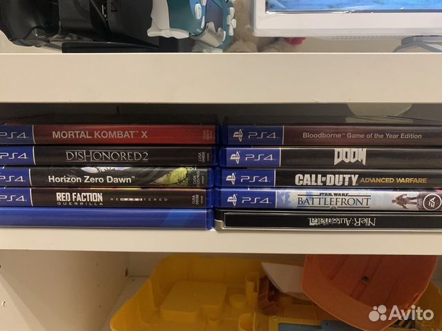 Продам PS4 Pro 1T