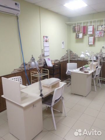 Место в аренду мастеру маникюра