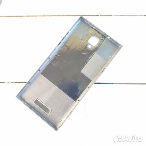 Задняя крышка и чехол на Highscreen Boost 3 Pro SE