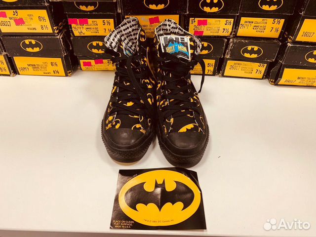 batman converse