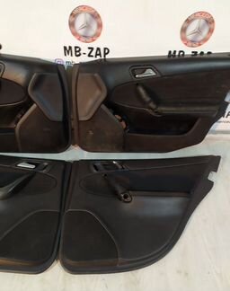 Комплект дверных карт Mercedes W203