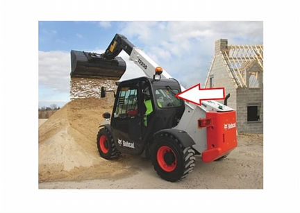 Стекло заднее на телескопический погрузчик Bobcat
