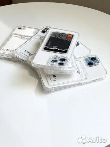 Чехол iPhone с карманом для карт