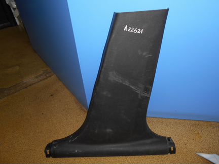 Накладка R центр. стойки Honda Accord 8 2.4л, 08