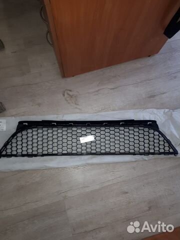 Решетка переднего бампера Renault Logan 1 Фаза 2