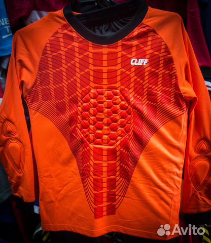 Вратарская футбольная форма cliff