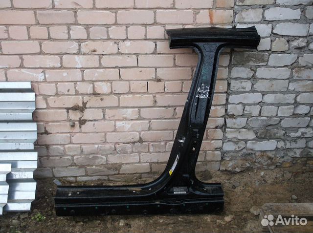 Порог левый со средней стойкой BMW 3 серия E90/E91