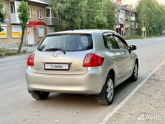 Toyota Auris 1.6 МТ, 2008, 175 000 км