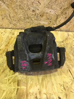 Тормозной суппорт передний левый Audi A4 B8