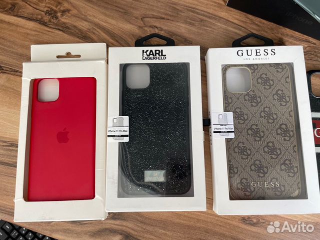 Чехол на iPhone 11 pro max swarovski apple guess