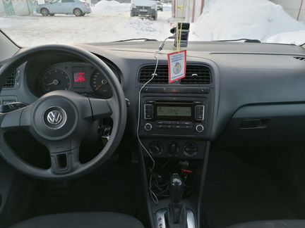 Volkswagen Polo 1.6 AT, 2012, 102 000 км