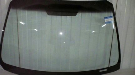 Лобовое стекло на Toyota Corolla E140-e150