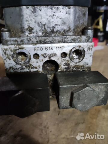 Блок Abs Volkswagen, 8e0614111p