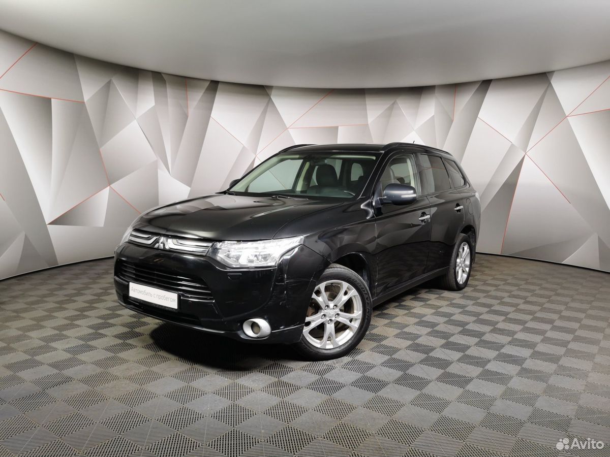 Аутлендер 13. Аутлендер 13 года. Аутлендер 2013 черный. Комплектации Mitsubishi Outlander 2013 2.4 CVT (167 Л.С.) 4wd.