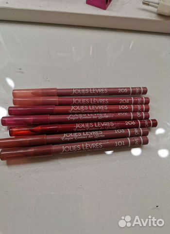 Карандаши для губ vivienne sabo