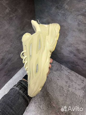 Adidas ozweego celox