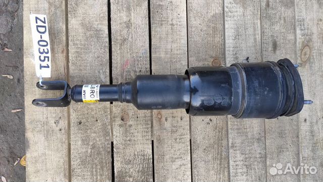 Стойка передняя правая Lexus LS460