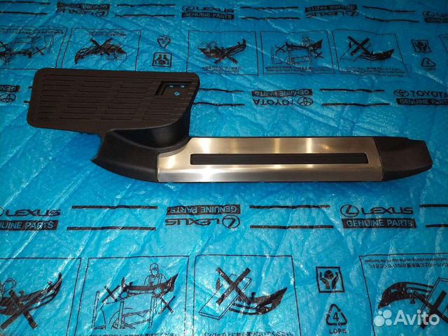 Накладка проема двери Lexus Lx 570 задняя R