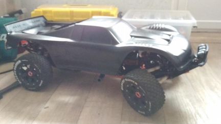 Неубиваемый кузов на Hpi Baja 5t