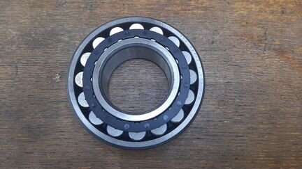 Подшипник 22208