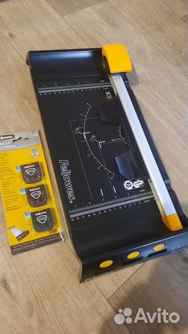 Резак для бумаг