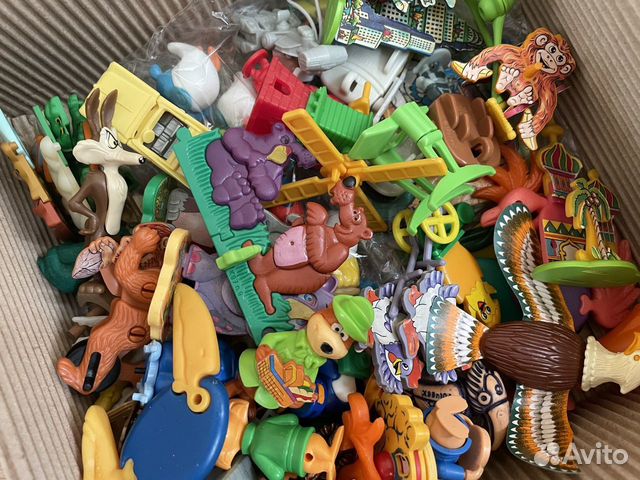 Игрушки киндер сюрприз