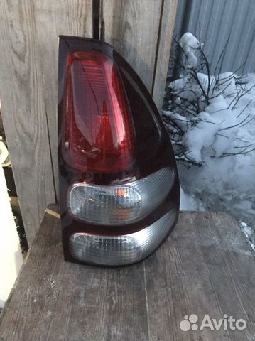 Фонарь задний правый Toyota Land Cruiser Prado 120