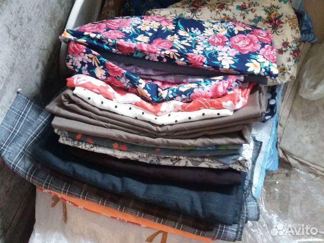 Ткань отрезами разная