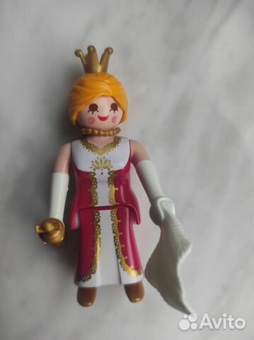 Принцесса с платочком