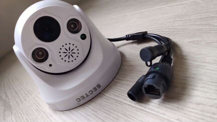 Wi-Fi IP камера видеонаблюдения 1080р новая