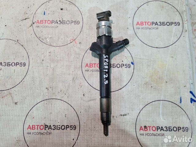 Форсунка дизельная Mitsubishi Pajero Sport 2011