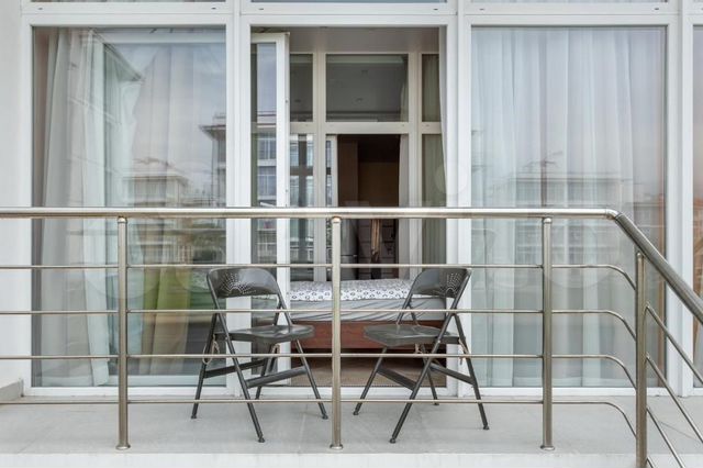 2-к. квартира, 40 м², 1/4 эт.