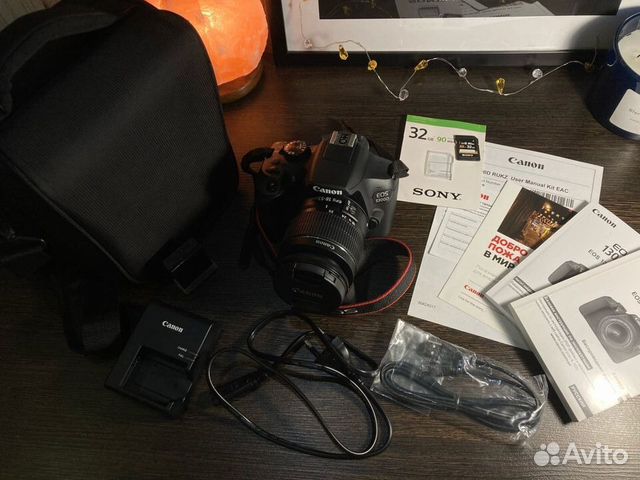 Зеркальная камера Canon EOS 1300D Kit 18-55mm DC