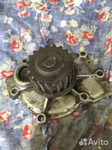 Помпа Вольво 850 2.3 турбо
