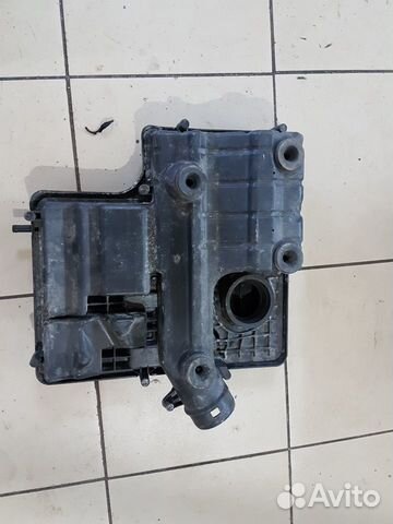 Корпус воздушного фильтра VAG 1,6 04e129607p