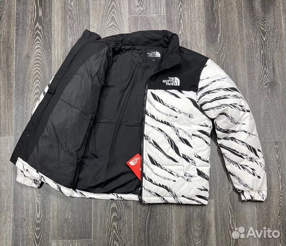 Новая качественная куртка The North Face