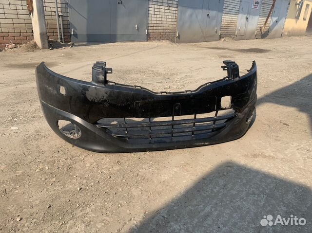 Бампер передний Nissan